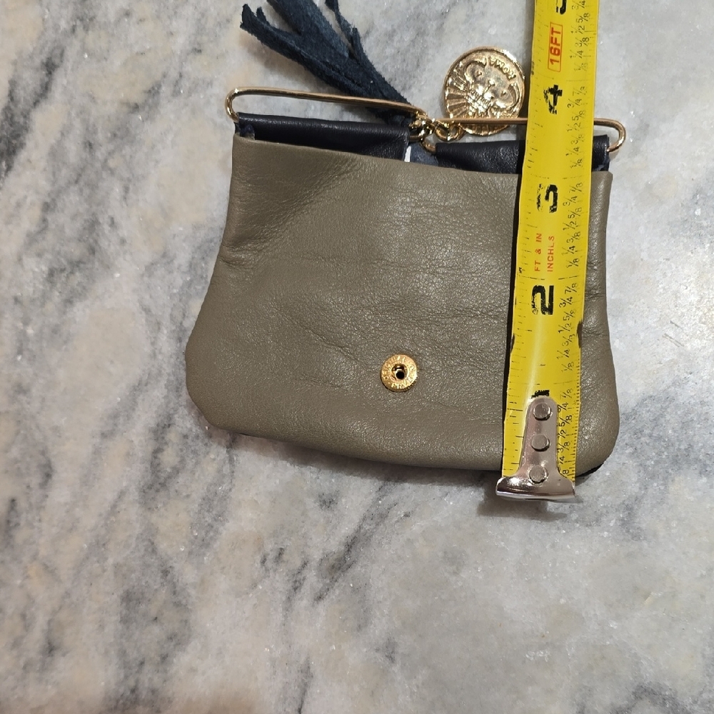 Italian Black and Tan Leather Coin Purse - Picture 4 of 10